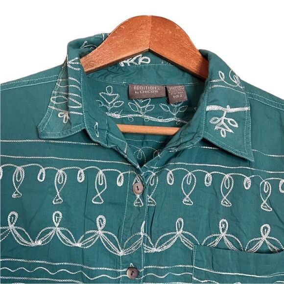 3 for $30! Chicos embroidered button down shirt - Picture 2 of 10